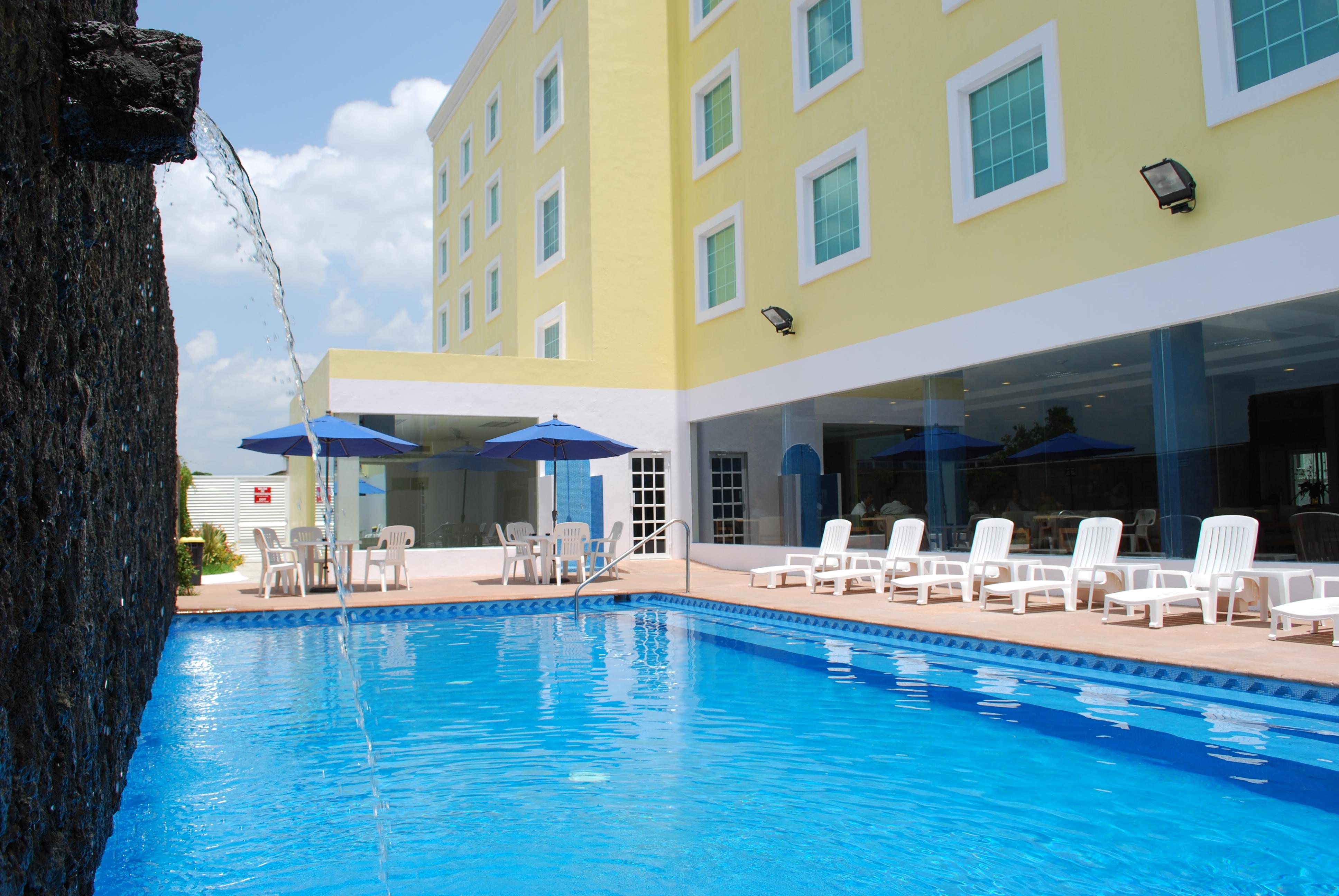 Rio Vista Inn Business High Class Hotel Poza Rica Exterior photo